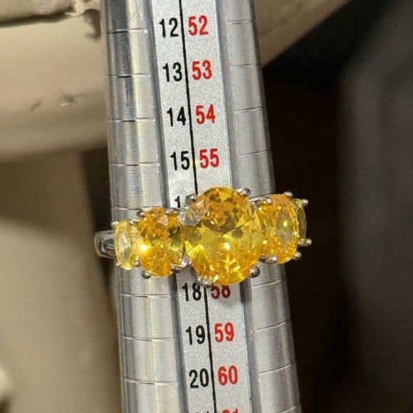 Vintage 925 Silver Ring Sz 8 - Picture 3 of 7